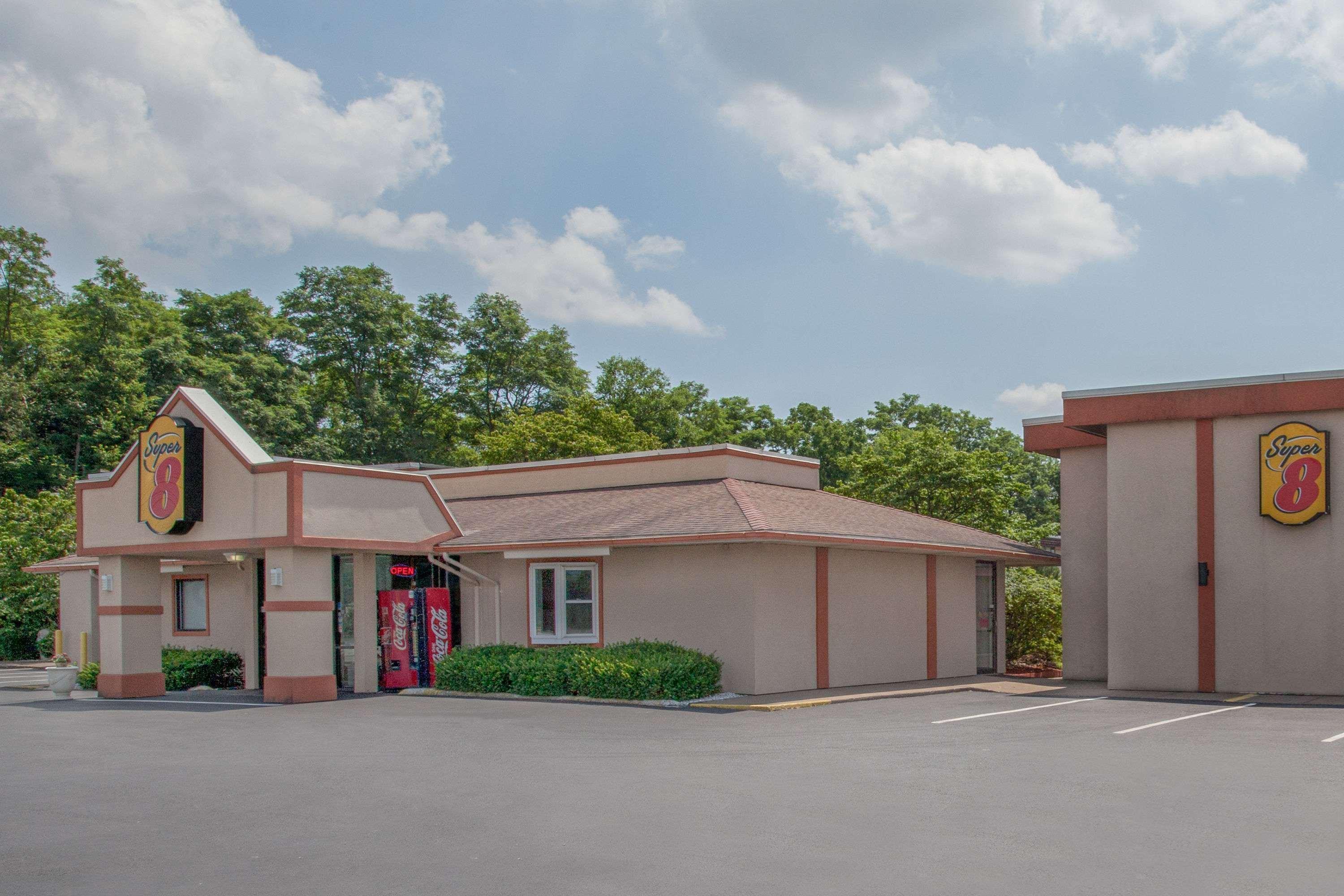 Motel Super 8 By Wyndham Carlisle North Exterior foto
